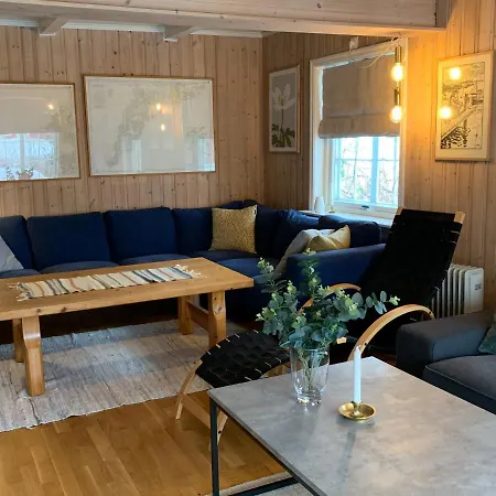 5-bedroom House In Lofoten